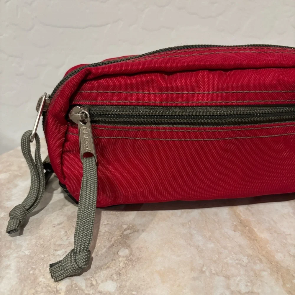 L.L Bean zip around cosmetic/tolietry pouch